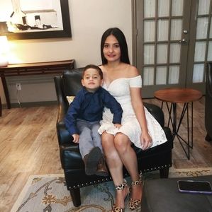 Meet your Posher, Gabriela